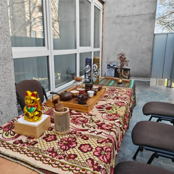 Outdoor tea ceremony